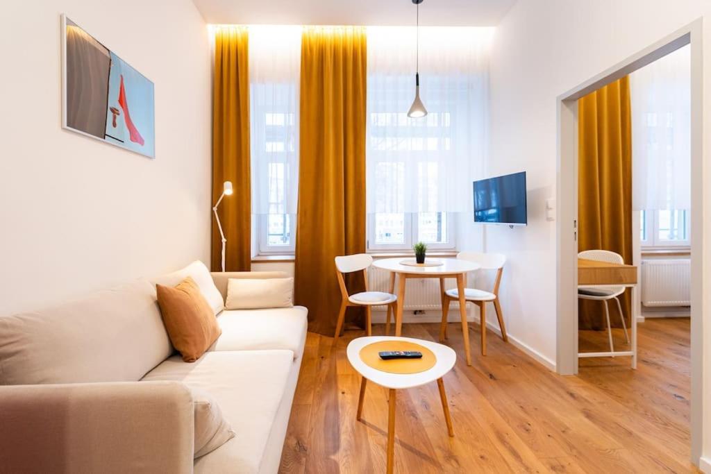 Cosy Apartment Koliste 25 Бърно Екстериор снимка